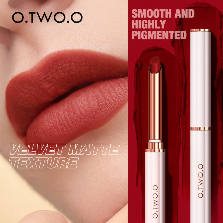 O.TWO.O Lip Balm Plumper