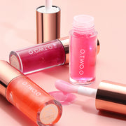 O.TWO.O Lip Oil Moisturizing Lip Balm SC068