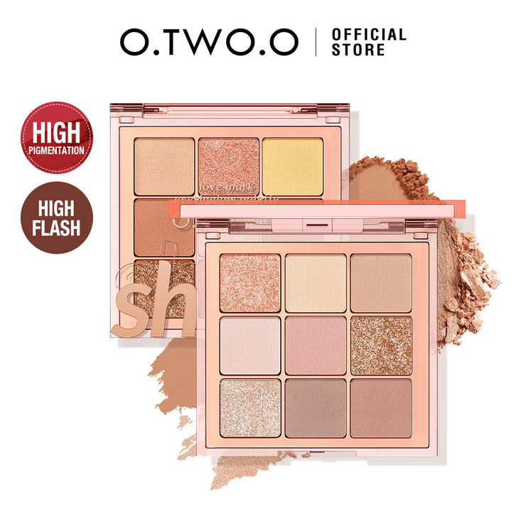 O.TWO.O LOVE MARK EYESHADOW PALETTE