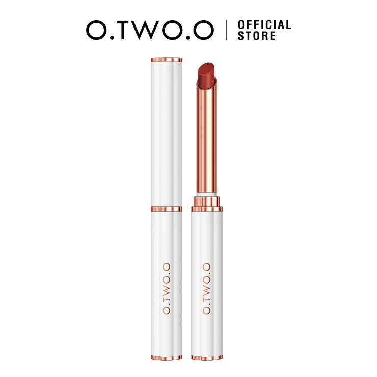 O.TWO.O Lip Balm Plumper