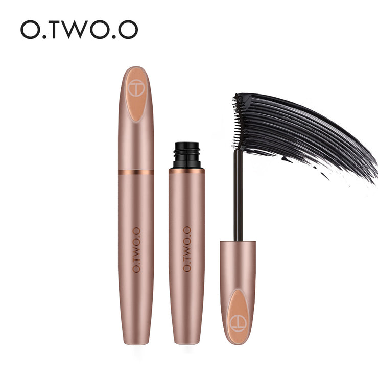 O.TWO.O Volume & Curling Mascara