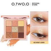 O.TWO.O LOVE MARK EYESHADOW PALETTE