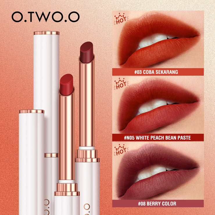 O.TWO.O Lip Balm Plumper